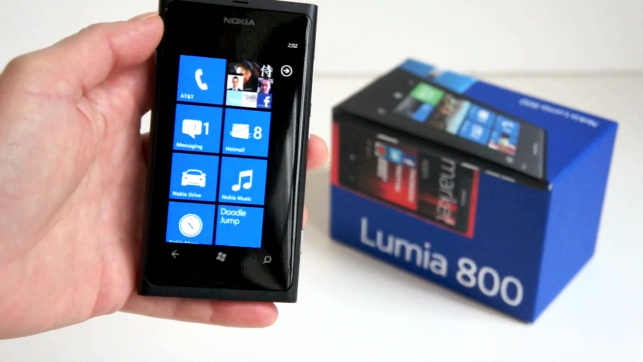 Microsoft lanza el Nokia 230, un teléfono móvil básico con dos cámaras