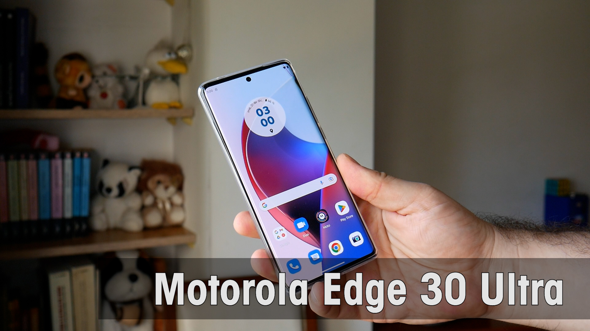 Review Motorola Edge 30 Ultra: el más potente de los Motorola, con 200MPX,  el mejor procesador y una pantalla a la altura - Cultura Geek